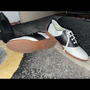 Vintage Black and White Shoes (Worn once)